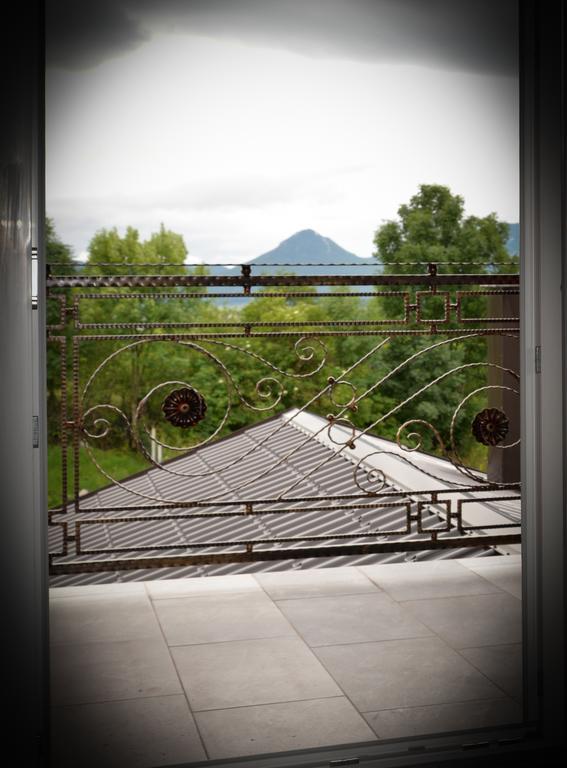 Guesthouse Pink Panther Udbina Chambre photo